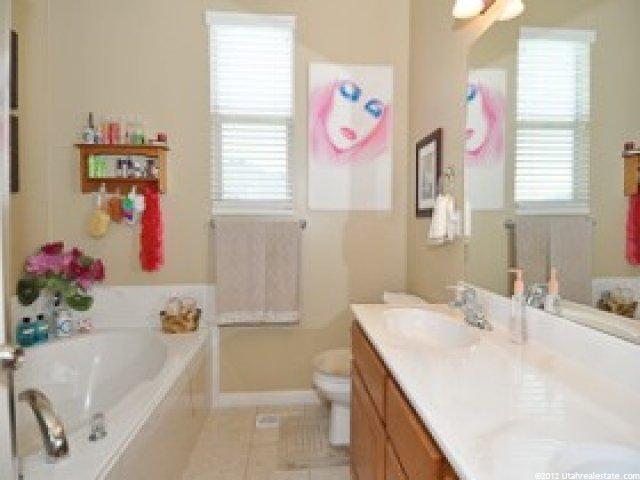 547 W 2920 S, Syracuse, UT 84075 — photo 10