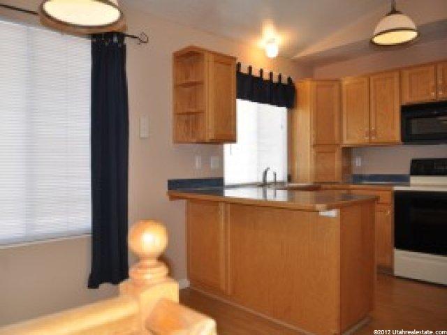 1694 N 2225 W, Clinton, UT 84015 — photo 2