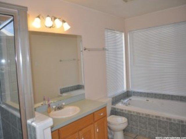 1694 N 2225 W, Clinton, UT 84015 — photo 9