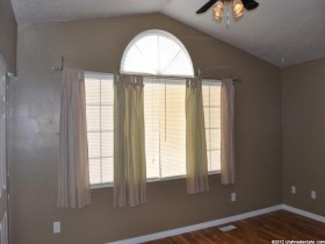 1694 N 2225 W, Clinton, UT 84015 — photo 7