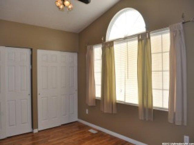 1694 N 2225 W, Clinton, UT 84015 — photo 8