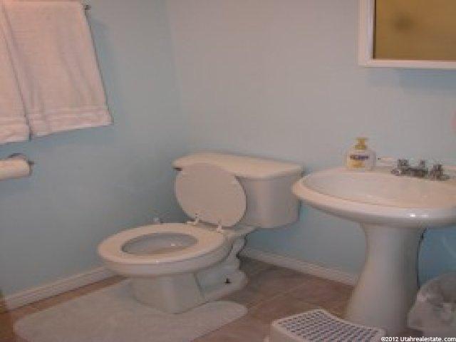 1031 W 550 S, Layton, UT 84041 — photo 7