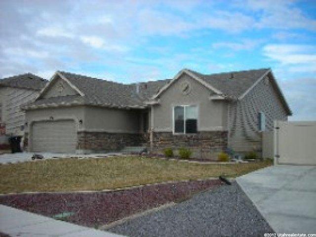 1527 N 2475 W, Clinton, UT 84015 — photo 2