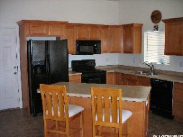 1527 N 2475 W, Clinton, UT 84015 — photo 3
