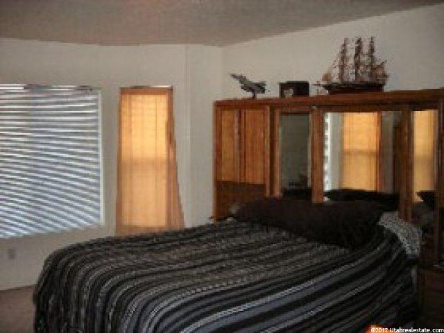 1527 N 2475 W, Clinton, UT 84015 — photo 5