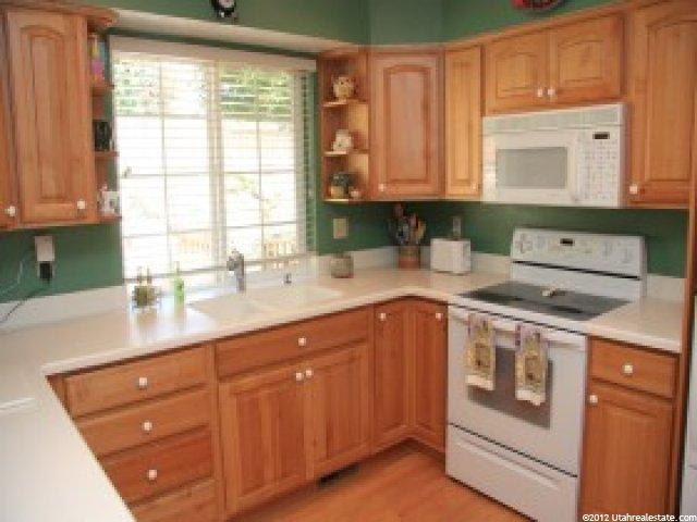 9835 S Chylene Dr, Sandy, UT 84092 — photo 6