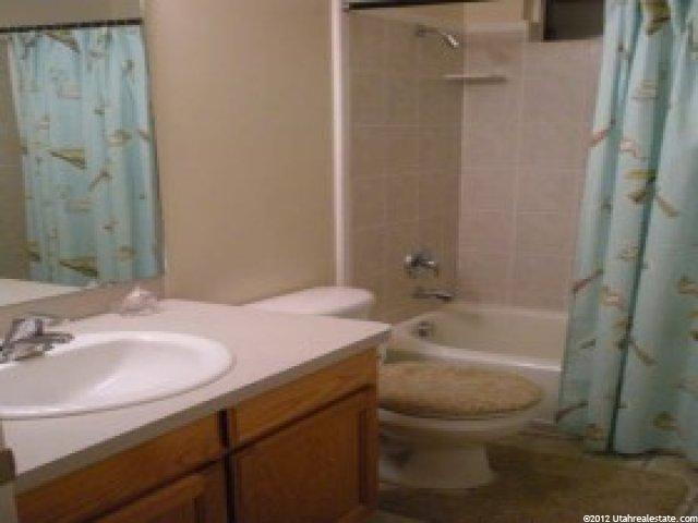 1274 W 2000 N, Clinton, UT 84015 — photo 10