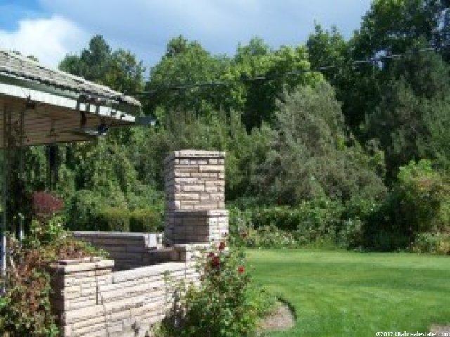 4157 Clover Ln, Holladay, UT 84124 — photo 4