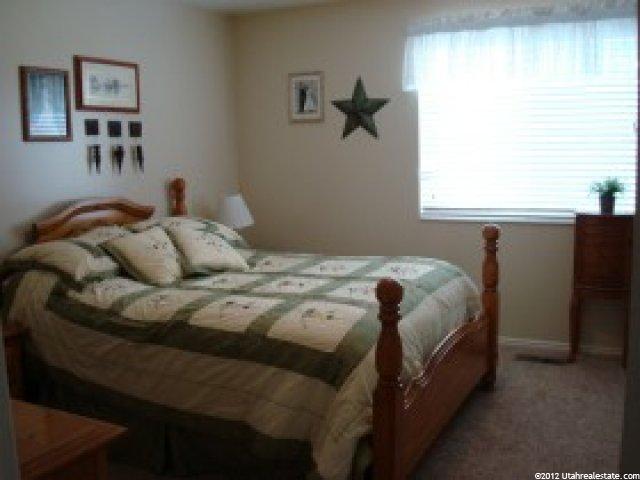 728 W 2050 N, Clinton, UT 84015 — photo 7