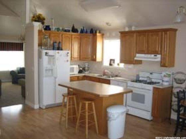 307 W 1140 N, Logan, UT 84321 — photo 4