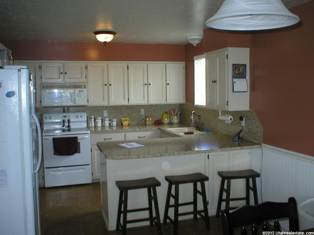 396 S 500 W, Layton, UT 84041 — photo 8