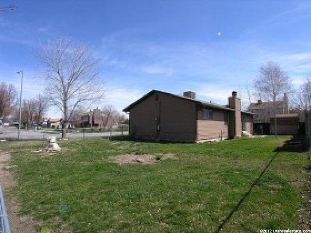 859 Potomac Dr, Murray, UT 84123 — photo 2