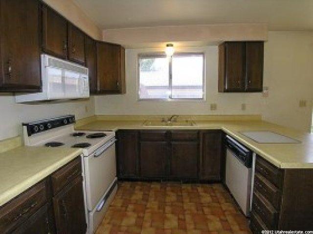 859 Potomac Dr, Murray, UT 84123 — photo 6
