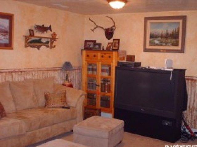 373 N 400 E, Moroni, UT 84646 — photo 3