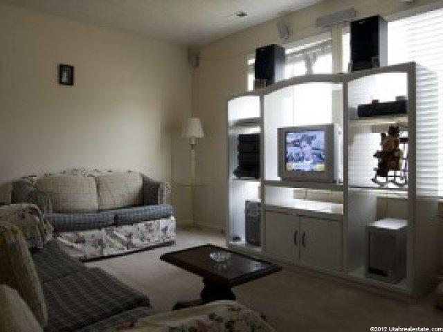6735 S 700 E, Midvale, UT 84047 — photo 9