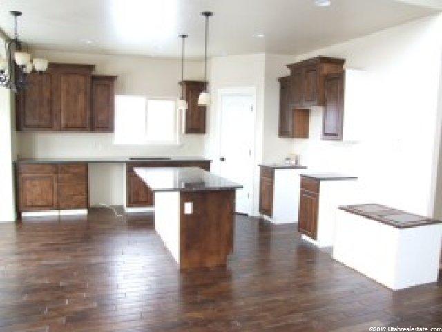 1716 Temple Ct, Bountiful, UT 84010 — photo 2