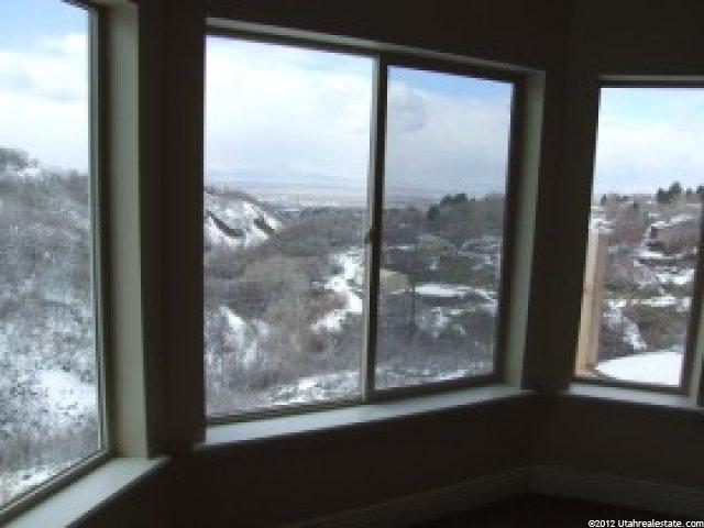 1716 Temple Ct, Bountiful, UT 84010 — photo 9