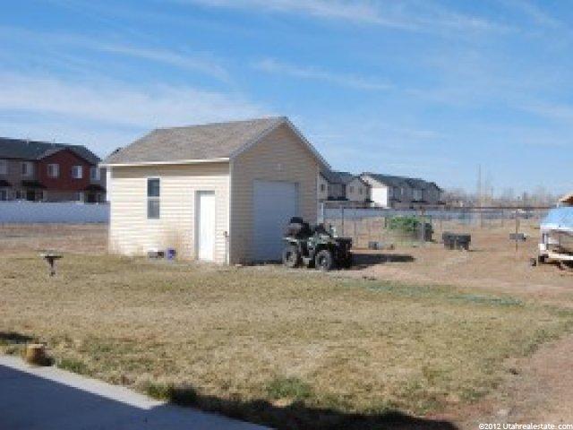 541 N 300 E, Roosevelt, UT 84066 — photo 2