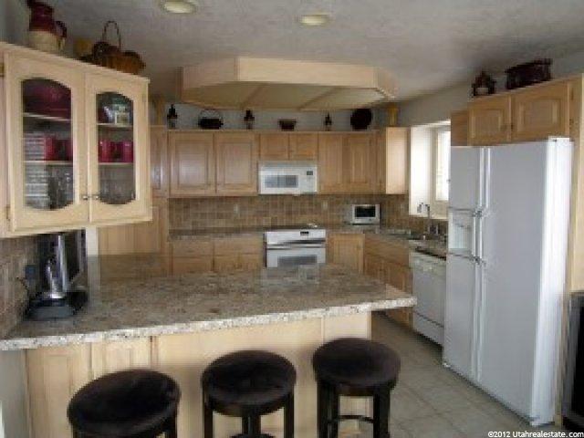 249 E 3575 N, North Ogden, UT 84414 — photo 2