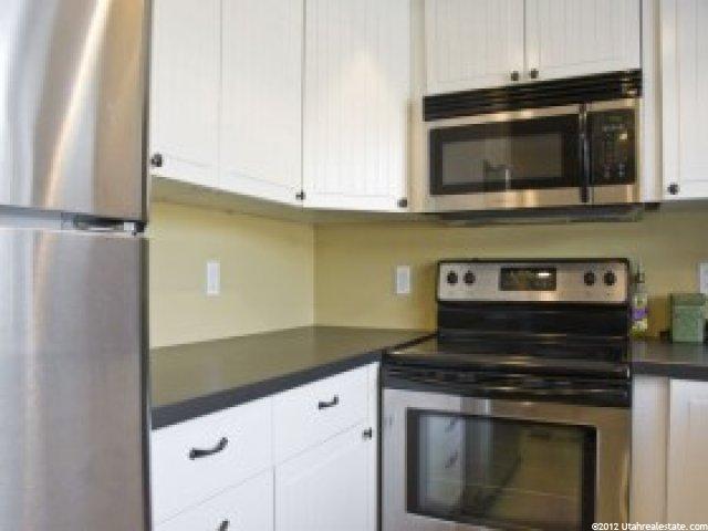283 E Peach Ln, Bountiful, UT 84010 — photo 5