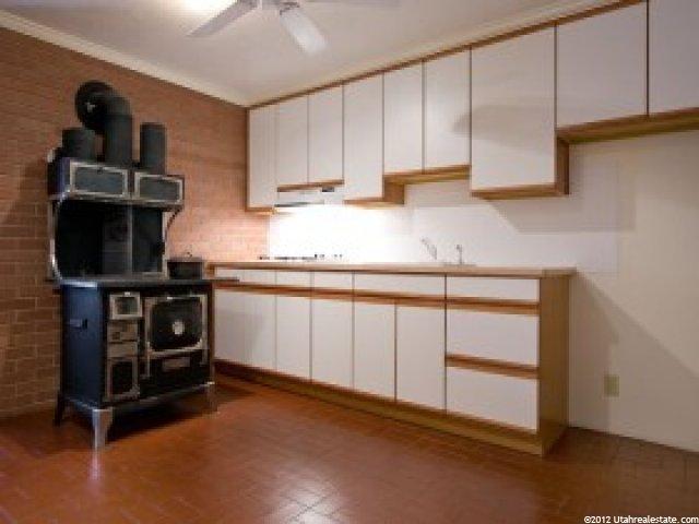 1191 E 300 N, Bountiful, UT 84010 — photo 10