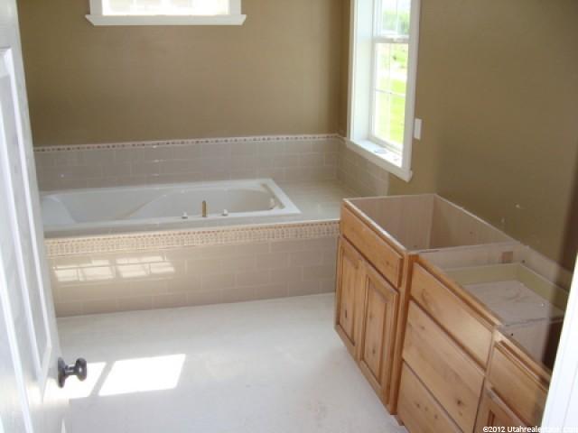 452 Hawthorne Dr, Providence, UT 84332 — photo 7