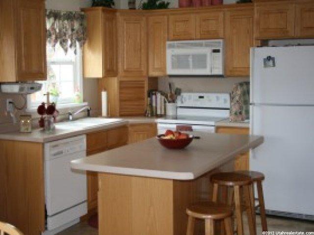 72 E 100 S, Moroni, UT 84646 — photo 2