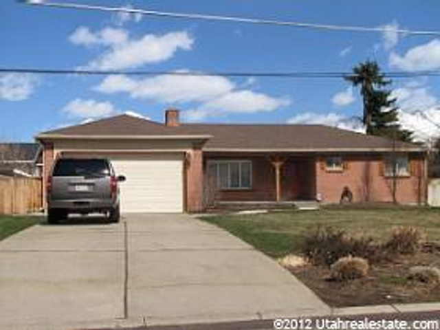 4363 Albright Dr, Holladay, UT 84124
