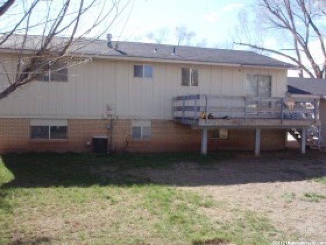 677 S 200 E, Roosevelt, UT 84066 — photo 2