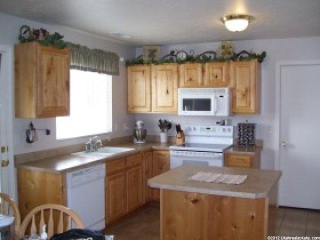 6553 W Oak Bridge Dr S, West Jordan, UT 84081 — photo 2
