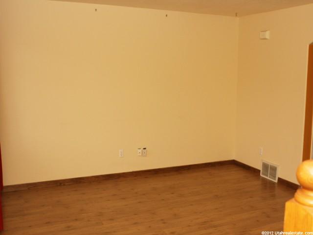 10 W Sommerset Pl N, Logan, UT 84341 — photo 3