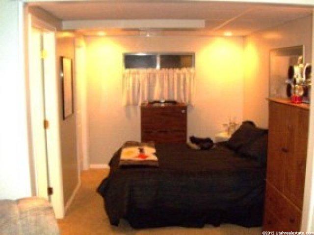 683 E Countryside Ct, Midvale, UT 84047 — photo 11