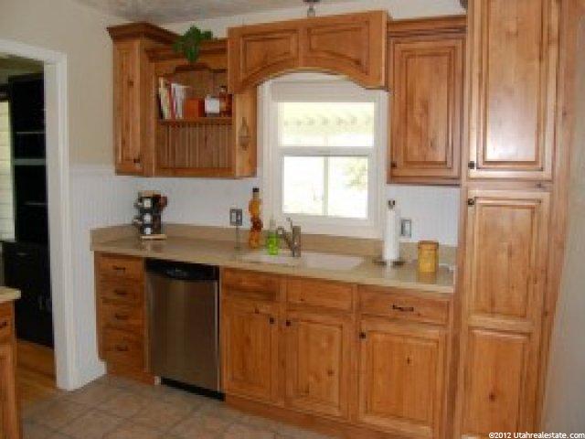 578 W 3100 S, Bountiful, UT 84010 — photo 3