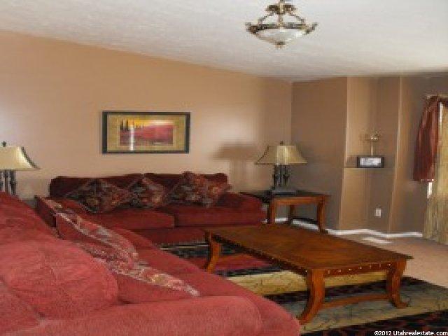 1542 N 2530 W, Clinton, UT 84015 — photo 4
