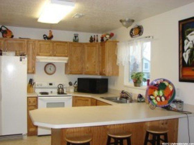 31 E 2450 S, Clearfield, UT 84015 — photo 4