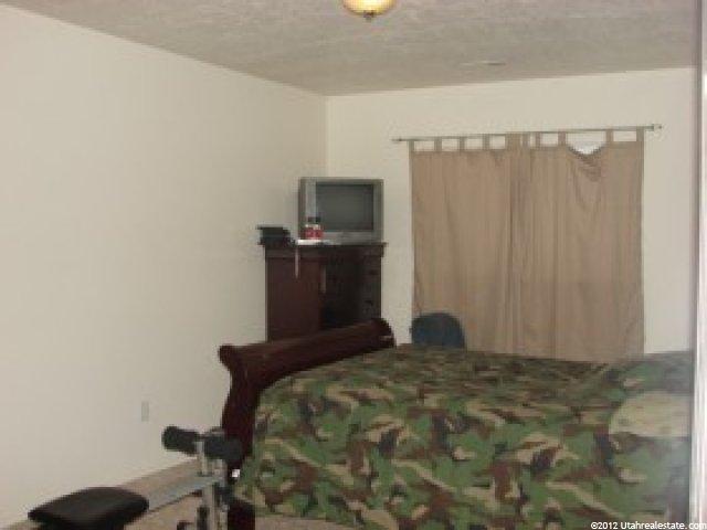 31 E 2450 S, Clearfield, UT 84015 — photo 9