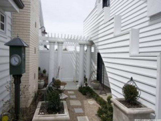 1867 S 850 E, Bountiful, UT 84010 — photo 12