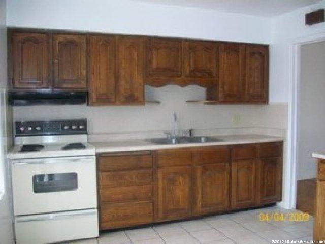 5922 S 2625 W, Roy, UT 84067 — photo 2