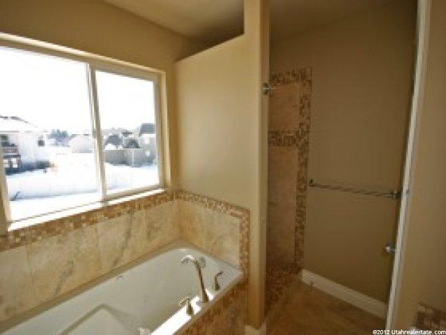 530 E 450 N, Hyde Park, UT 84318 — photo 7