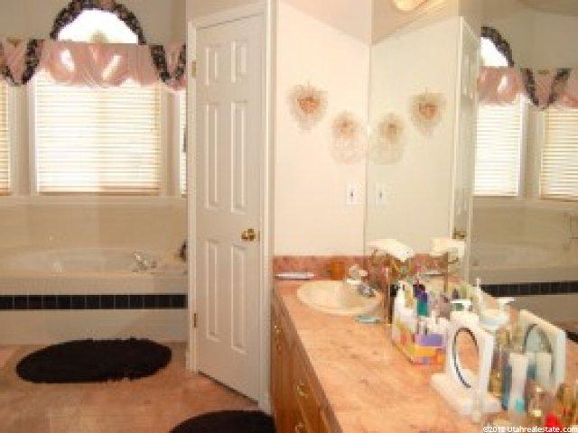 1092 E 4925 S, Ogden, UT 84403 — photo 8