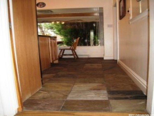 2354 E St Marys Dr, Salt Lake City, UT 84108 — photo 2