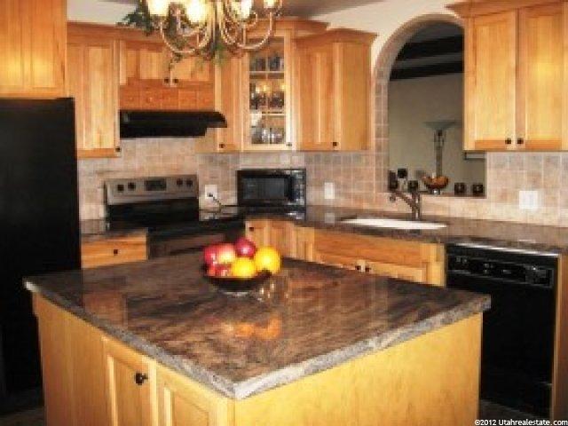 2354 E St Marys Dr, Salt Lake City, UT 84108 — photo 5