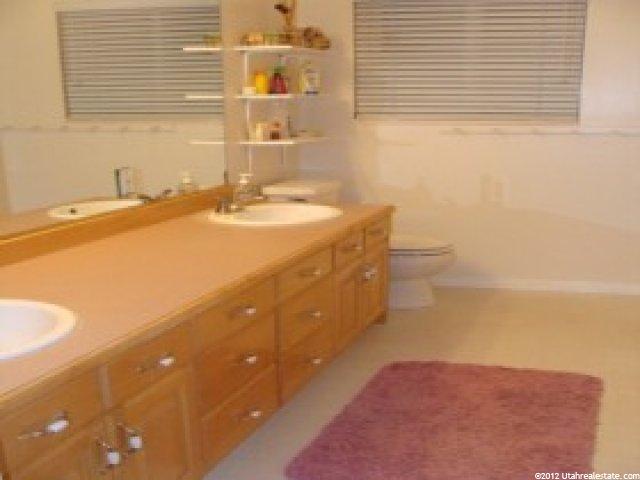 1944 Hill St, Kaysville, UT 84037 — photo 6
