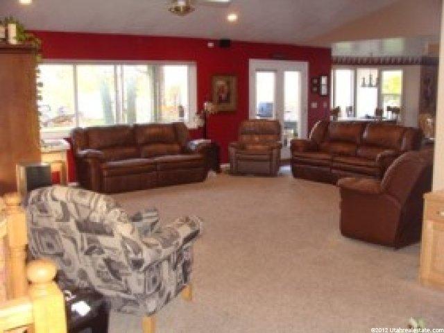 1944 Hill St, Kaysville, UT 84037 — photo 9
