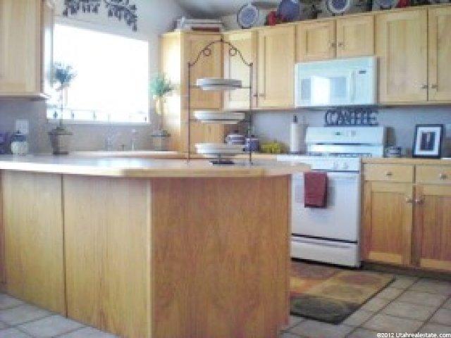 5502 S 3800 W, Roy, UT 84067 — photo 3
