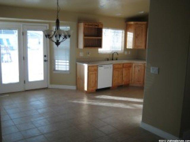 3941 N 2750 W, Farr West, UT 84404 — photo 6