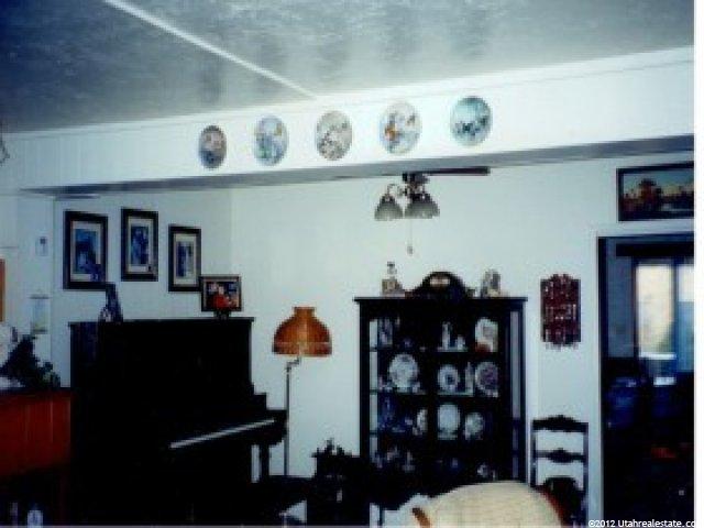 805 Hillcrest Ave, Logan, UT 84321 — photo 2