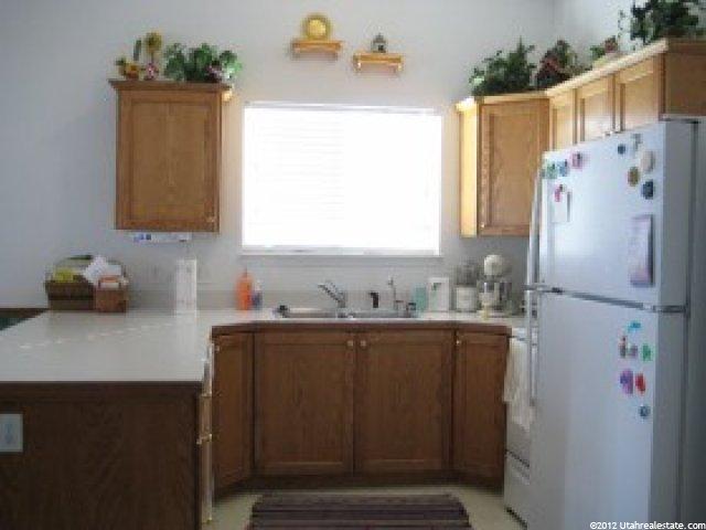 3216 N Pelican Dr, Farr West, UT 84404 — photo 4