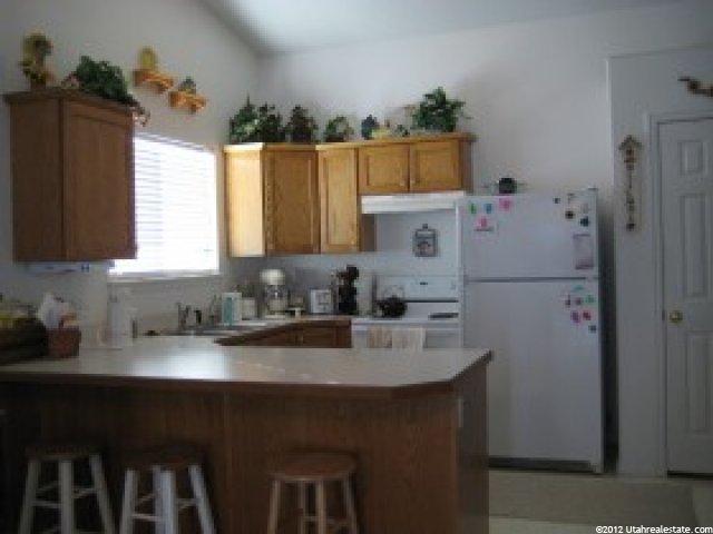 3216 N Pelican Dr, Farr West, UT 84404 — photo 5