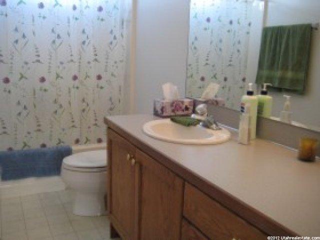 3216 N Pelican Dr, Farr West, UT 84404 — photo 7
